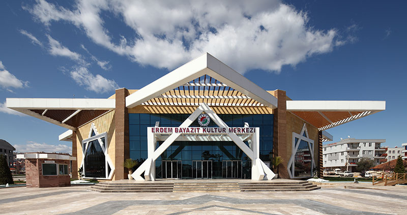 Erdem Bayazıt Kültür Merkezi Fotoğrafı